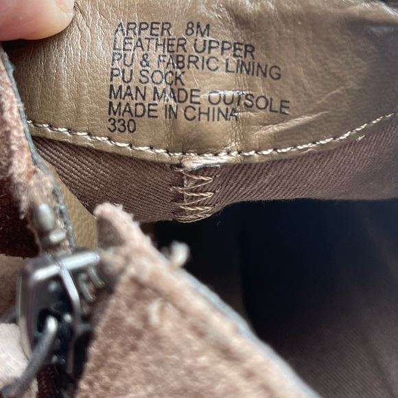 COPY - ⭐️⭐️CLEARANCE ⭐️⭐️STEVE MADDEN ARPER ANKLE SUEDE BOOTIES TAN SIZE 8 - Picture 7 of 7